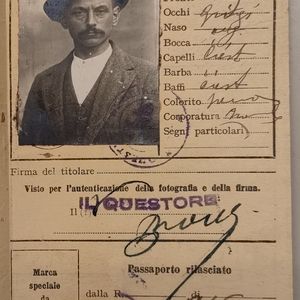 Passaporto numero: 9